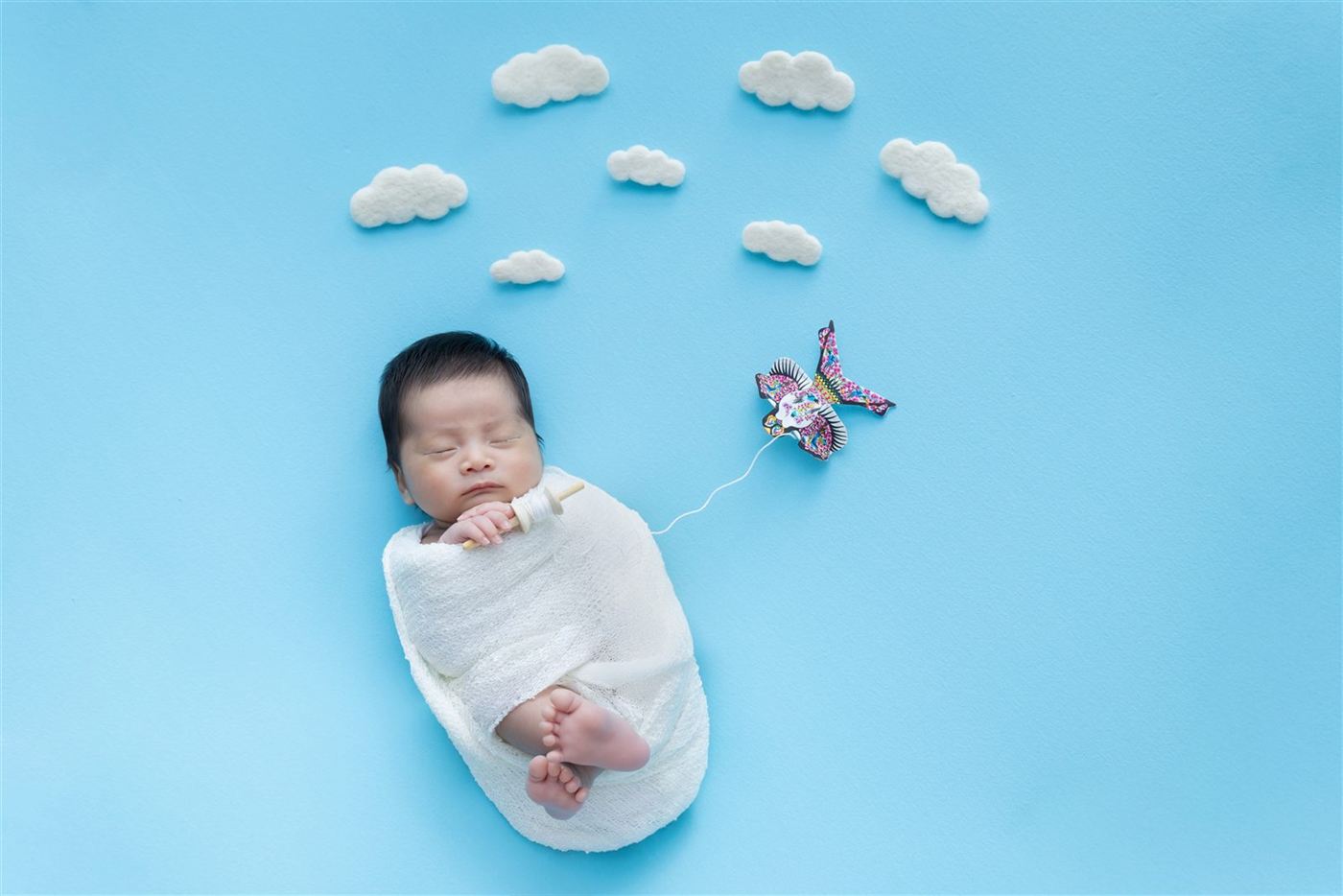 Newborn portrait by studio1935, Singapore